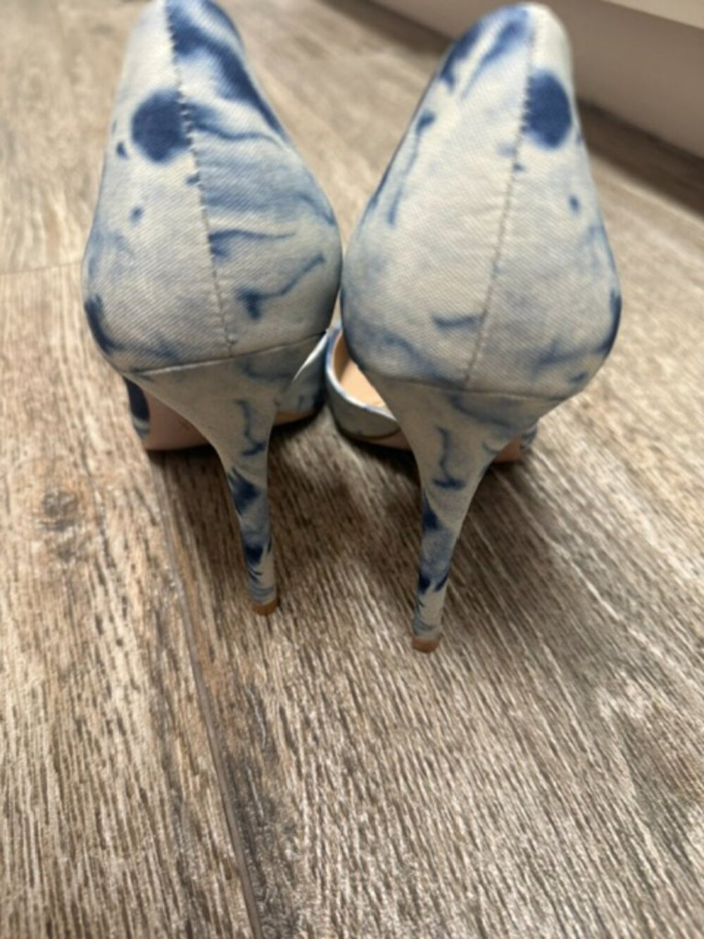 Mix No. 6. Aradowia D'Orsay Pump Blue & White Tie-Dye Size 6 - Picture 2 of 4
